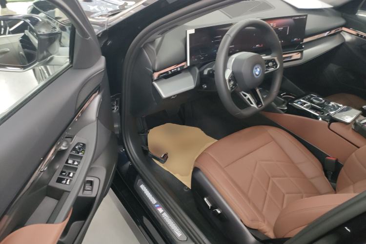 Used BMW i5 2025 eDrive 35L M Sport Package