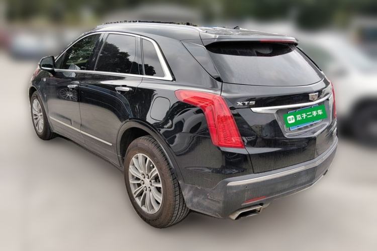 Used Cadillac XT5 2018 25T Luxury Model Rear Left 45 Deg