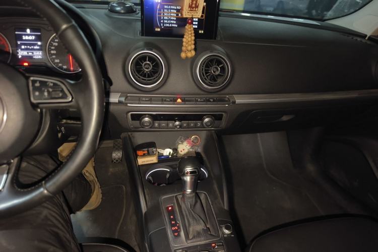 Used Audi A3 2015 Sportback 35 TFSI Millionth Anniversary Comfort Model Audio And AC Panel