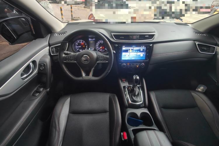 Used Nissan Qashqai 2019 2.0L CVT Luxury Edition Center Console