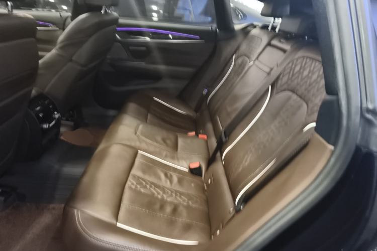 Used BMW 6 Series GT 2018 640i xDrive M Sport Package