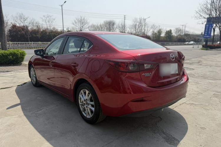Used Mazda 3 Axela 2016 Sedan 1.5L Manual Comfort Model
