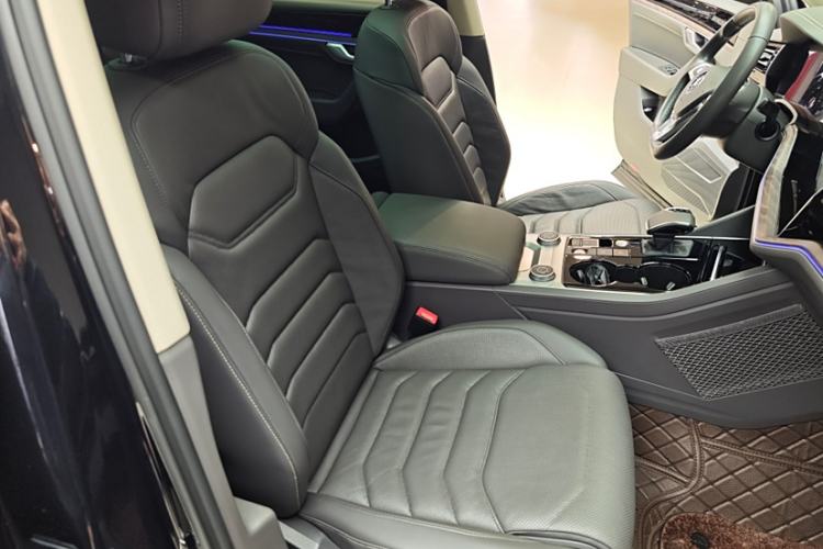 Used Volkswagen Touareg 2020 3.0 TSI Luxury Edition China VI