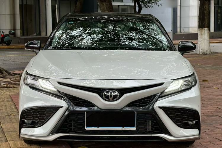 Used Toyota Camry 2021 2.0S FENGSHANG Edition
