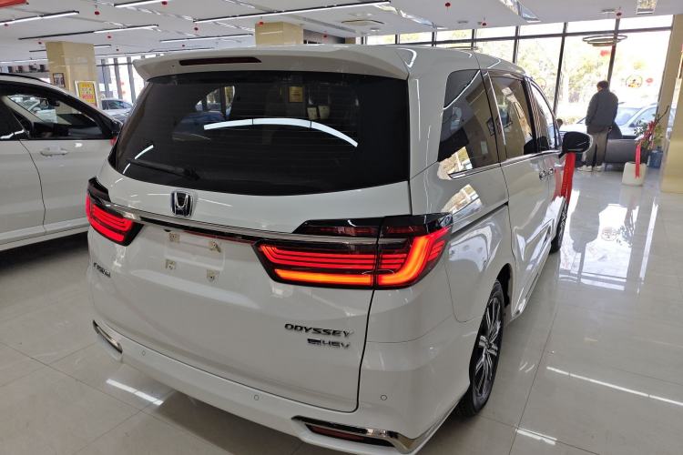 Used Honda Odyssey 2022 2.0L eHEV Sharp Enjoyment Edition
