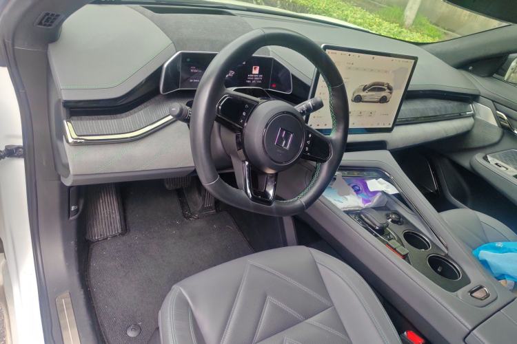 Used Zeekr 001 2021 Ultra-Long Range Dual-Motor YOU Version Center Console