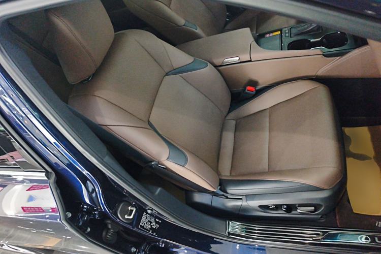 Used Lexus ES 2025 200 Premium Edition