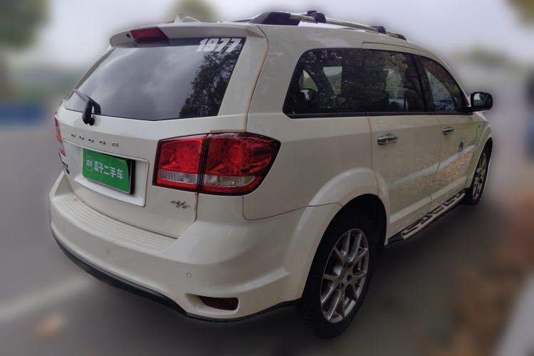 Used Dodge Journey 2013 3.6L Four-Wheel Drive Flagship Edition Rear Right 45 Deg