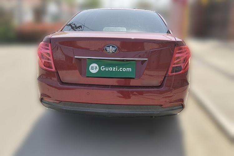 Used Bestune B50 2013 1.6L automatic luxury version Rear