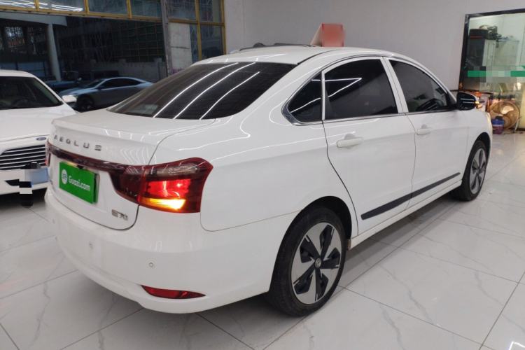 Used Dongfeng Aeolus E70 2023 500 Smart Edition Lithium Iron Phosphate 48.6 kWh 120 kW