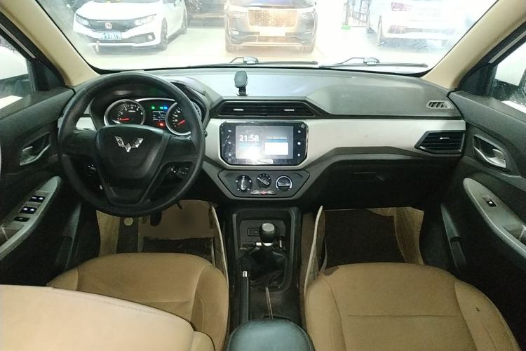 Used Wuling Hongguang 2018 1.5L S Comfort Model L2B
