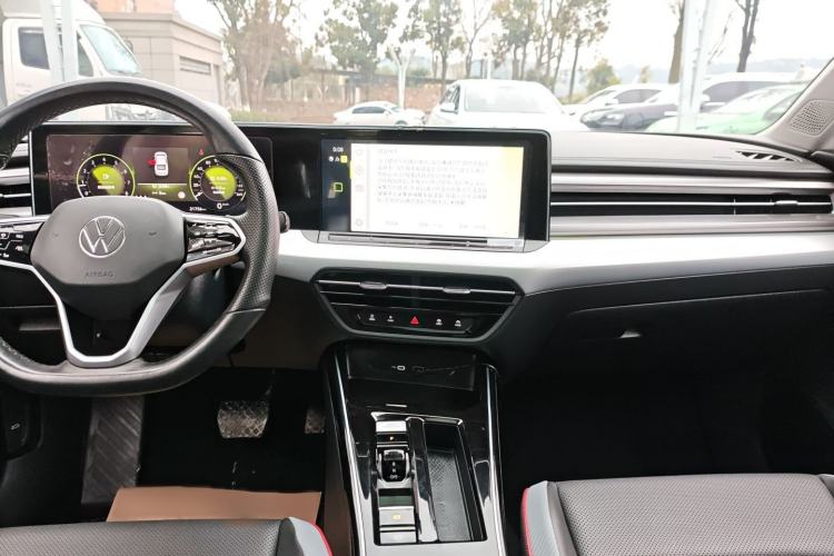 Used Volkswagen Lamando 2023 Lavida L 280TSI DSG Cool & Spicy Edition
