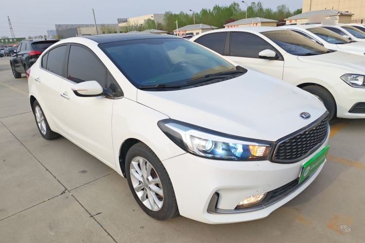 Used Kia K3 2016 1.6L Automatic GLS Front Right 45 Deg