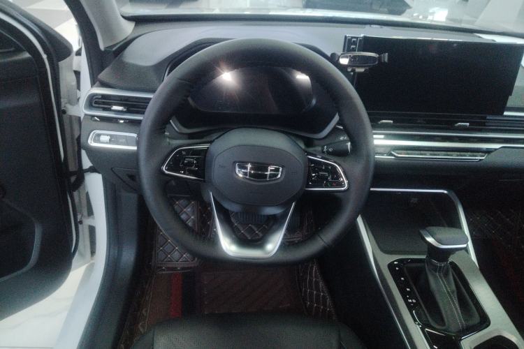 Used Geely Auto Emgrand 2023 4th Generation Champion Edition 1.5L CVT Prestige Model
