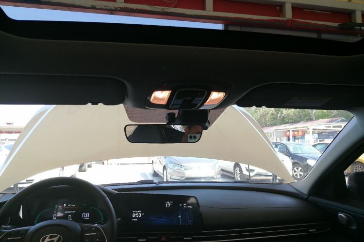 Used Hyundai Elantra 2023 1.5L CVT LUX Prestige Edition