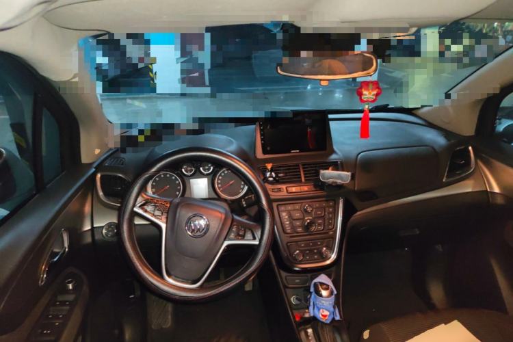 Used Buick Encore 2015 1.4T Automatic Two-Wheel Drive Urban Elite Version Center Console