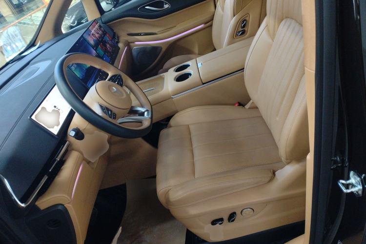 Used VOYAH Dream 2025 PHEV Four-Wheel-Drive Flagship Kunpeng Edition Left Front Seat