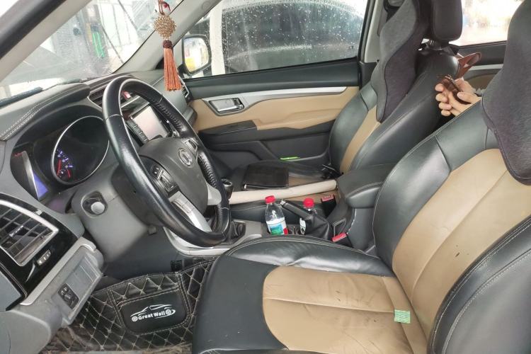 Used Great Wall Wingle 6 2014 2.0T Two-Wheel Drive Navigation Version 4D20B Left Front Seat