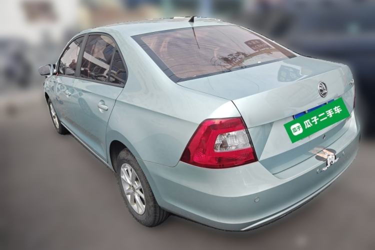 Used Skoda Rapid 2015 1.6L Automatic Enjoyment Selection Model Rear Left 45 Deg