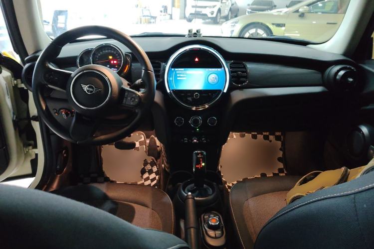 Used MINI MINI 2023 1.5T ONE