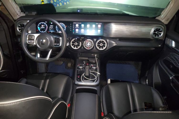 Used Tank 300 2021 Off-Road Edition 2.0T Conqueror Center Console