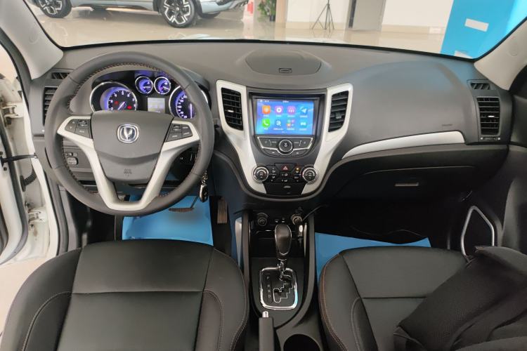 Used CHANGAN CS35 2016 1.6L Automatic Luxury Model China V Standard