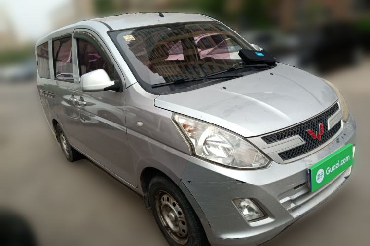 Used Wuling Rongguang V 2015 1.2L Base Version