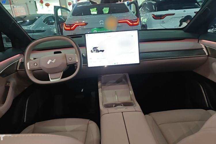 Used ONVO L60 2024 60 kWh Rear-Drive Version

