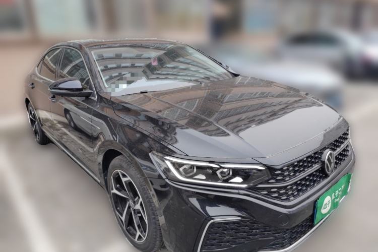 Used Volkswagen Passat 2023 Restyled 330TSI Starry Luxury Edition
