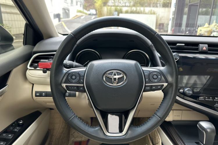 Used Toyota Camry 2019 2.5G Luxury Edition China VI Standard