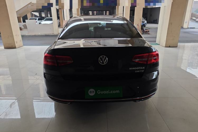 Used Volkswagen Magotan 2017 330TSI DSG Luxury Model
