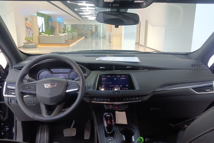 Used Cadillac XT4 2022 28T Two-Wheel Drive Fashion Edition