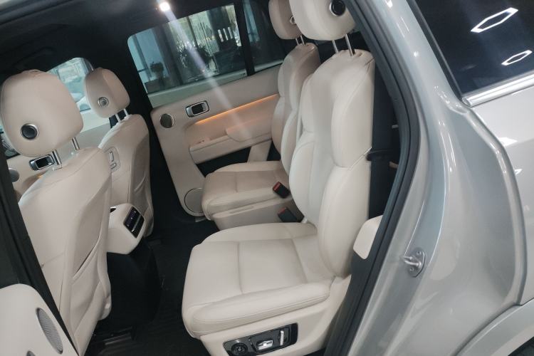 Used Li Auto L8 2023 Pro Model
