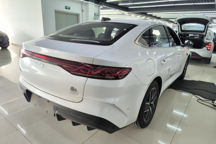 Used BYD Qin L 2025 DM-i Smart Drive 120KM Superior Model
