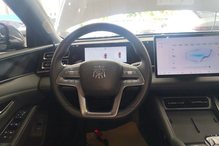 Used BYD Qin L 2025 DM-i Smart Drive 120KM Leading Model