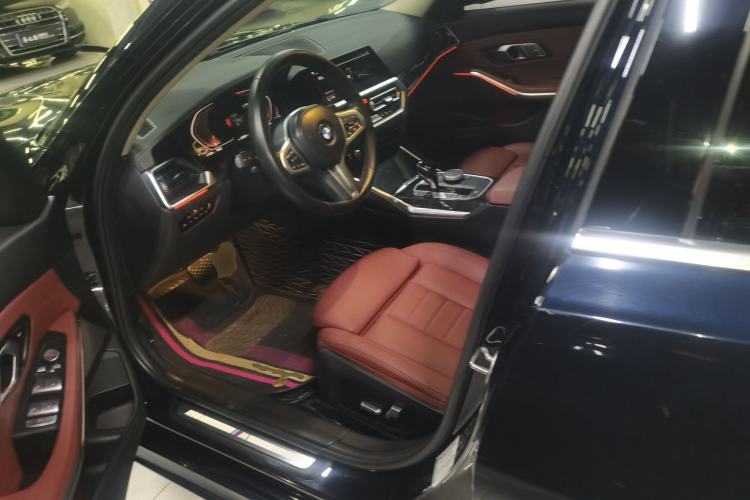 Used BMW 3 Series 2021 Second Facelift 325Li xDrive M Sport Package