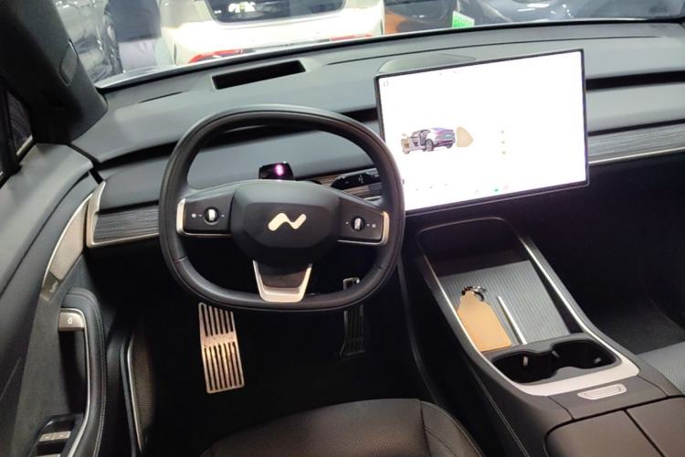Used ONVO L60 2024 60 kWh Rear-Drive Version