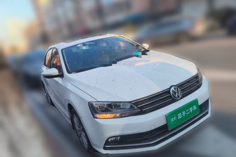 Used Volkswagen Sagitar 2015 1.6L Automatic Comfort Model Front Right 45 Deg