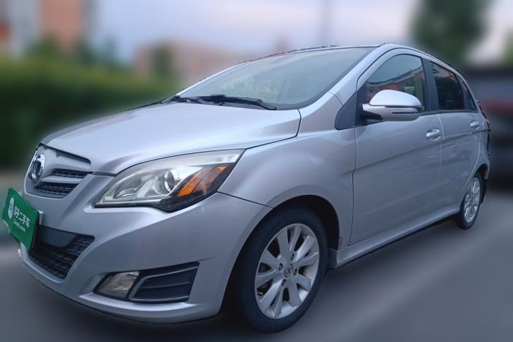 Used BAIC E Series 2012 Hatchback 1.5L Manual Leshang Version Guazi used car, China used car export, Used car for sale, Used  cars, Cheapest cars for sale