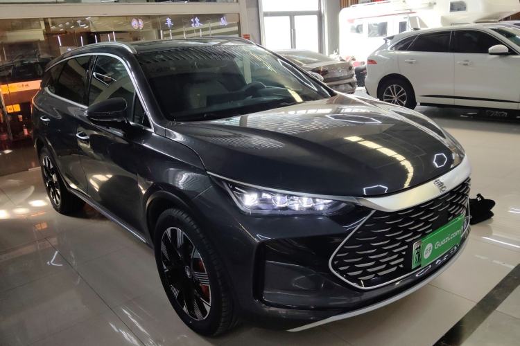 Used BYD Tang New Energy 2022 DM-p 215 km All-Wheel-Drive Deluxe Model Front Right 45 Deg