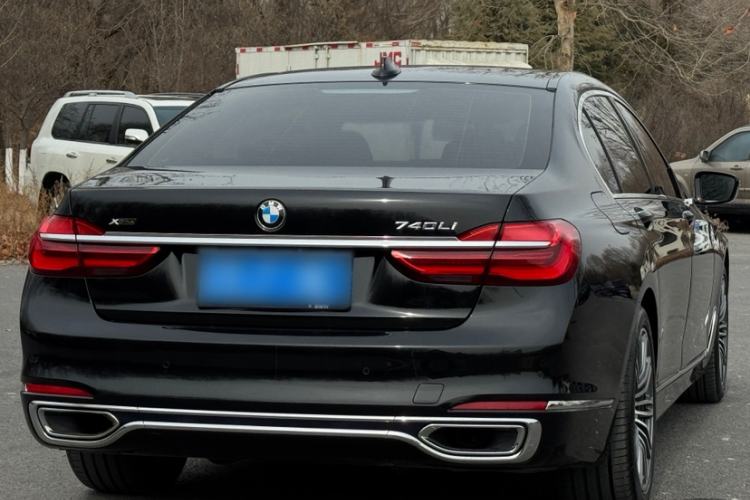 Used BMW 7 Series 2017 740Li xDrive Luxury Edition Exterior 3