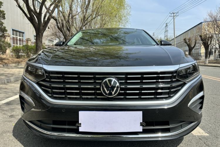 Used Volkswagen Passat 2024 380TSI Dragon Edition Exterior 6