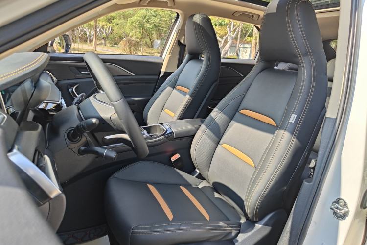 Used Bestune T77 2020 PRO 280 TID Automatic Luxury Model Interior 5