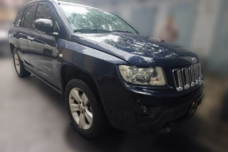 Used Jeep Compass 2013 2.4L four-wheel-drive sport version