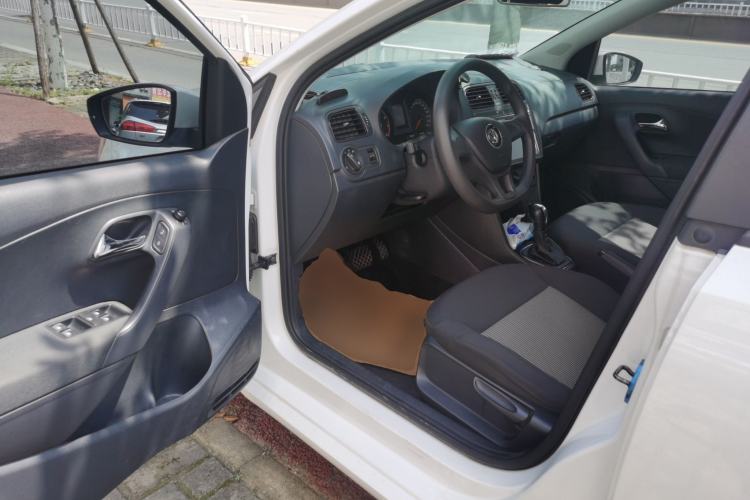 Used Volkswagen Polo 2016 1.4L Automatic Trendy Model