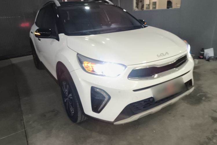 Used Kia kx1 Stonic 2021 1.4L CVT Sunroof Model
