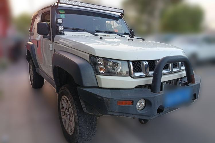 Used BAIC Off-Road BJ40 2016 2.3T Automatic Two-Wheel Drive Prestige Edition

