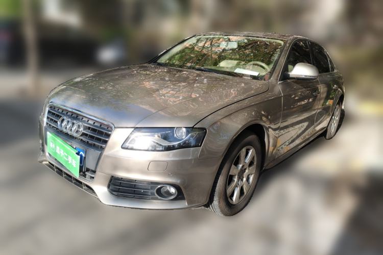 Used Audi A4L 2012 2.0 TFSI automatic Comfort trim level