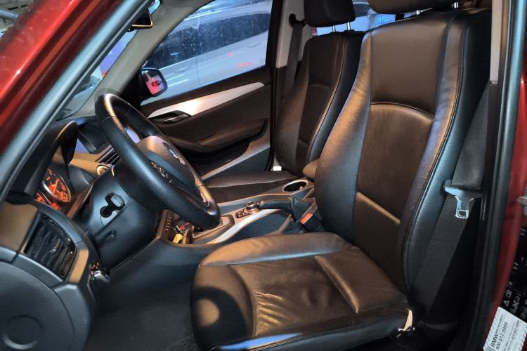 Used BMW X1 2015 xDrive20i Fashion Model Left Front Seat