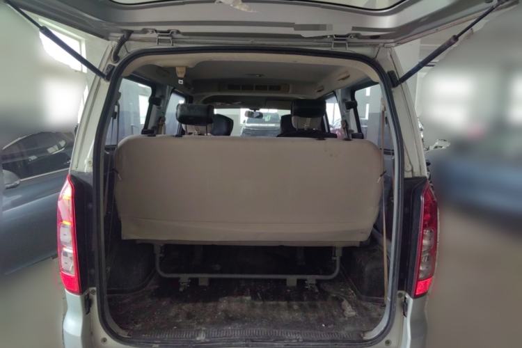 Used Wuling Hongguang V 2019 1.5L Enjoyment Version China VI LAR